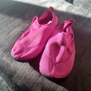 Kids swim shoes